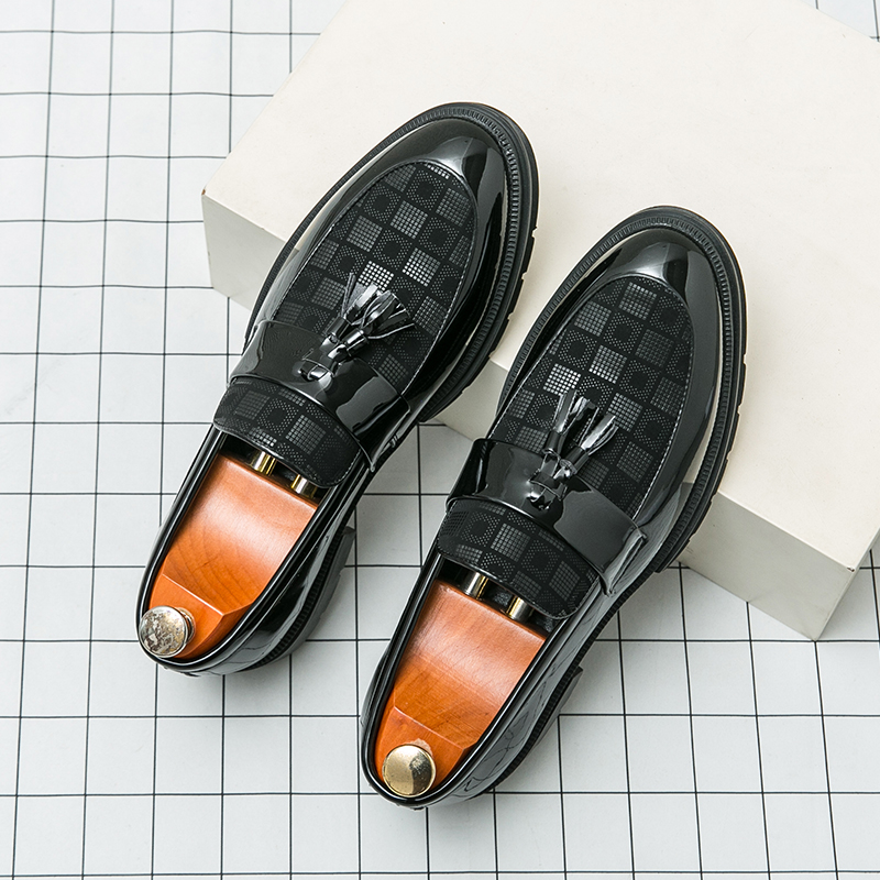 Men Shoes Official - Chaussures en cuir verni brillant à