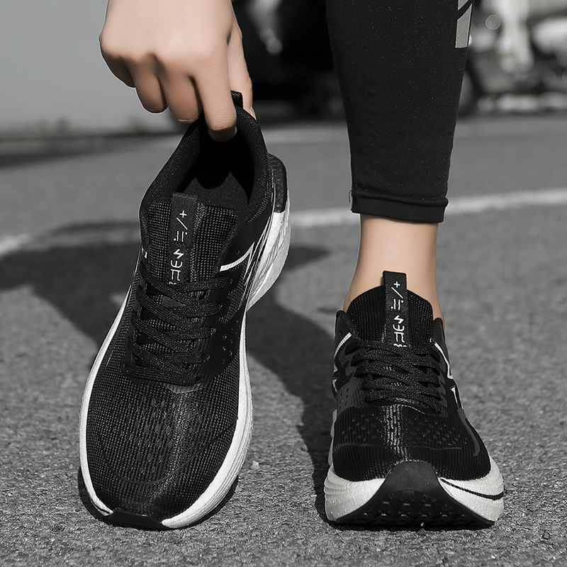 Chaussures pour femmes, basket - Men Shoes Trainers avis et prix