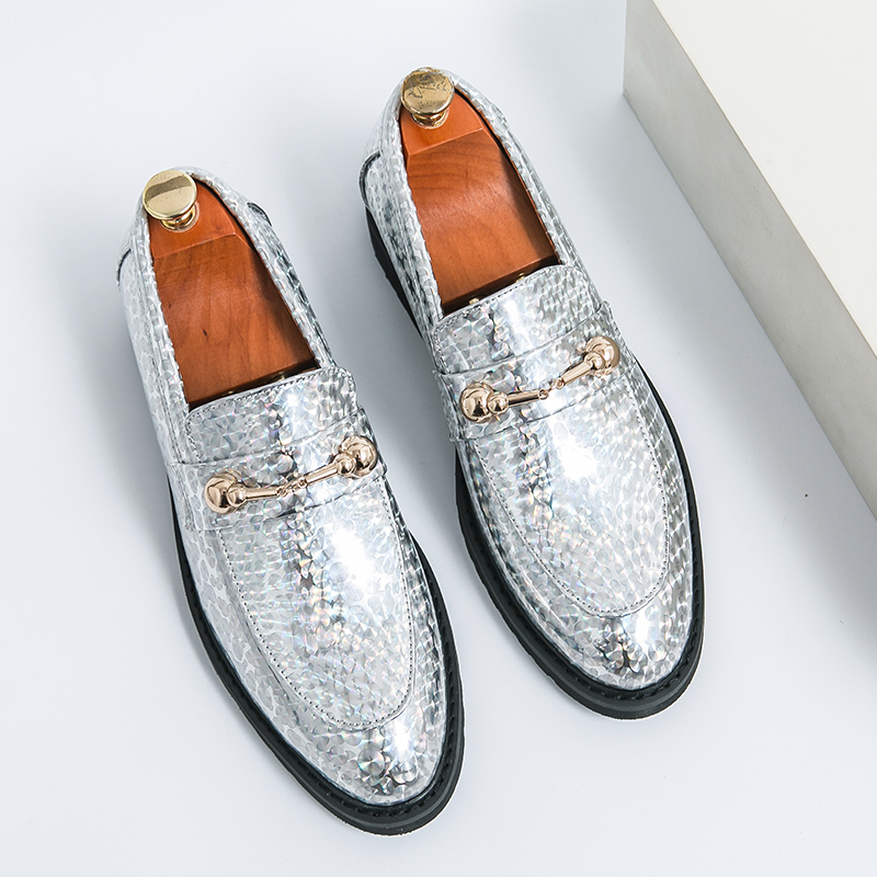 Chaussures en cuir verni pour  - Men Shoes Official avis et prix